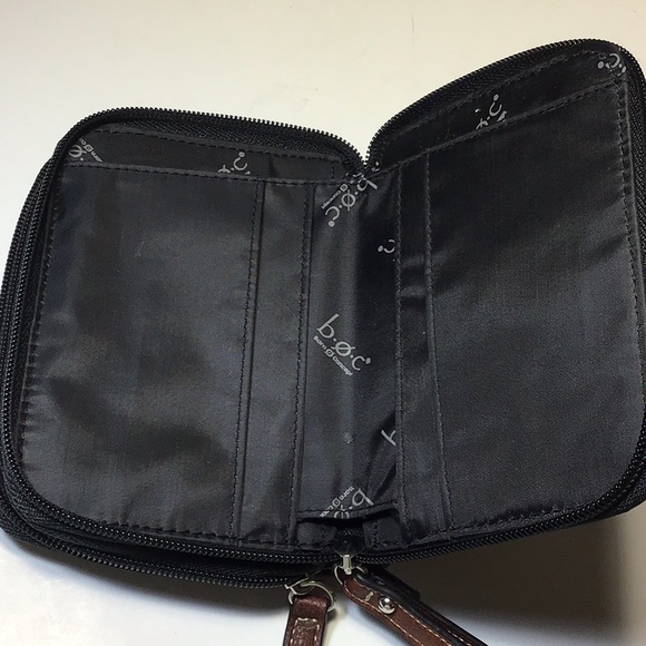 BOC Double Zip Wristlet - Picture 5 of 5